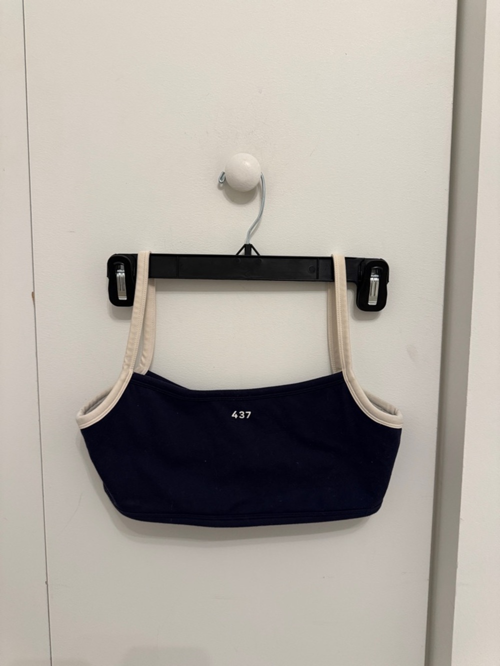 Women’s Navy Blue Contrast-Trim Sports Bra